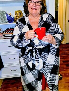 Cacique Black and White Buffalo Plaid Plush Robe